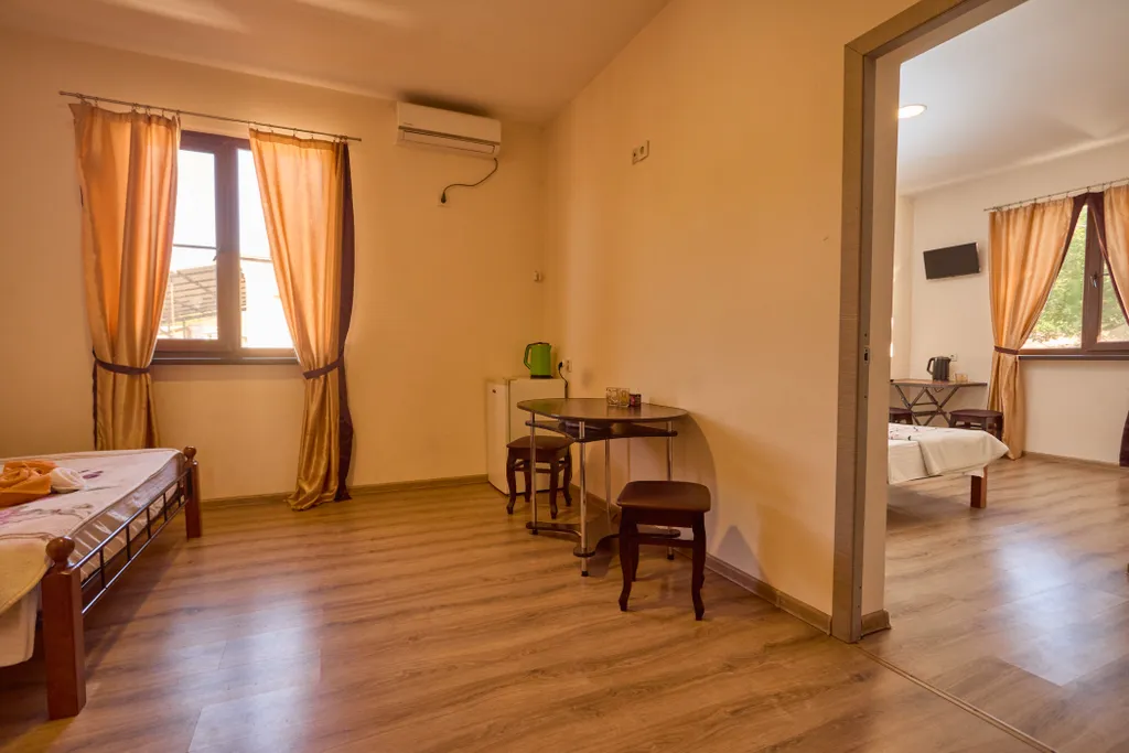 Квартира Квартира Двухкомнатный улучшенный номер — Сухум