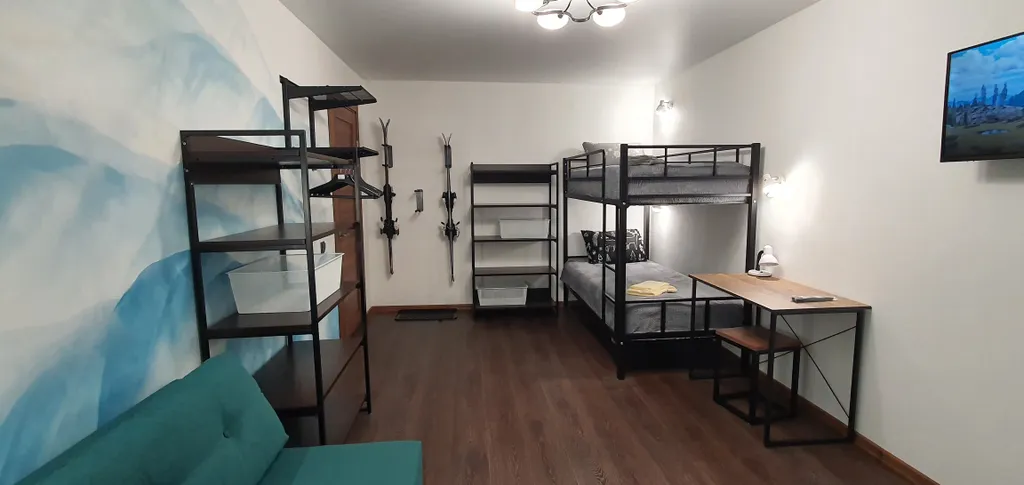 Лофт у северного склона "Горы"