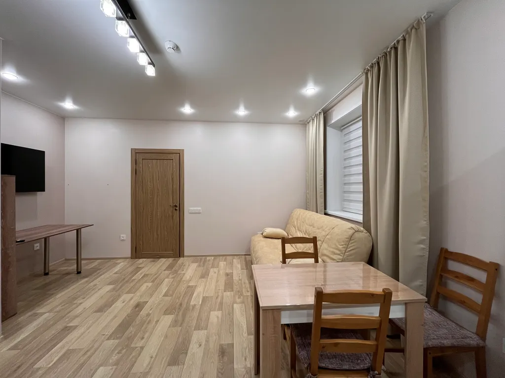 2-комнатная ЕвродУшка на Зеленой