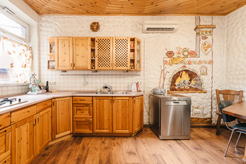 Дом в лесу в русском стиле