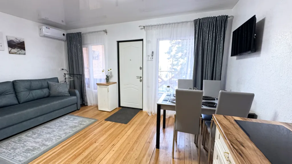 Уютный дом в тихой части Архыза