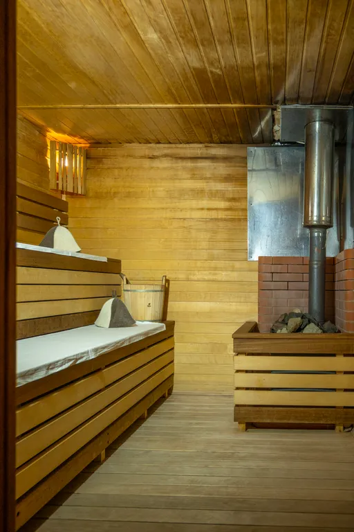 Коттедж на первой береговой линии с шикарным панорамным видом на озеро