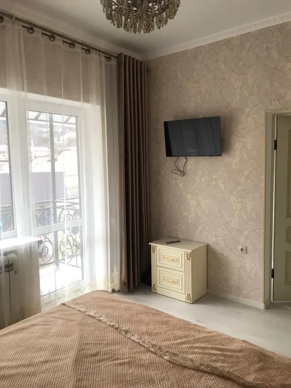 Дом с видом на горы