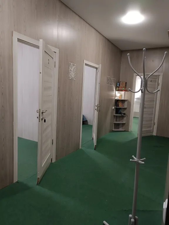 Коттедж Комфортный современный дом с Мастер- спальнями в стиле Хюгге — Бор