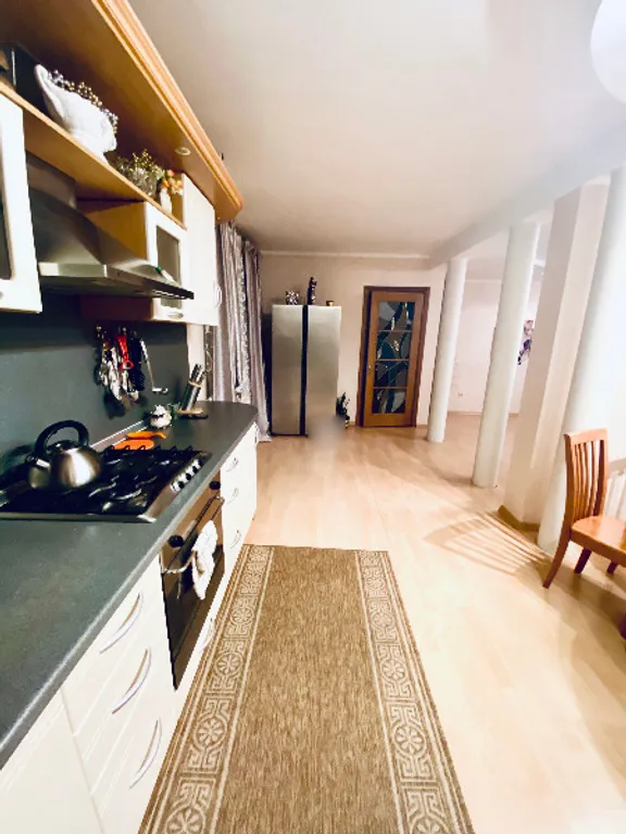 4-комнатный Дом