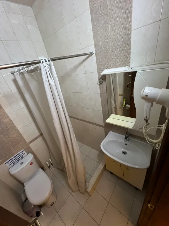 Коттедж Уютный коттедж с бассейном — Южная Озереевка