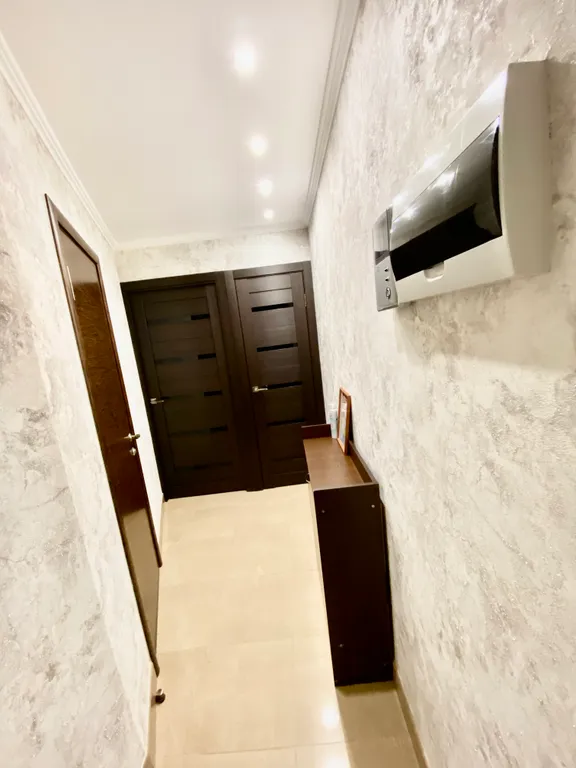 Комфортная 2-к квартира с камином на 50 лет ВЛКСМ