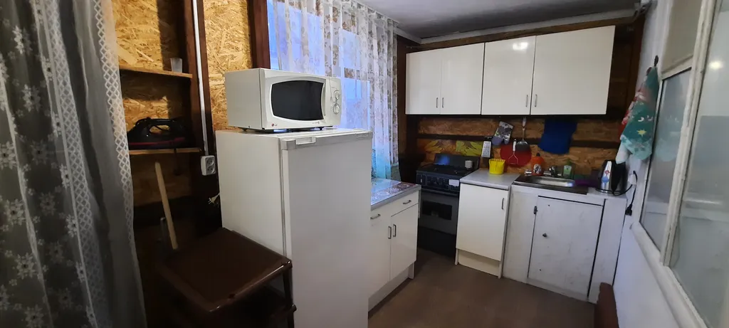 Бюджетный 2х комнатный домик на 6 мест