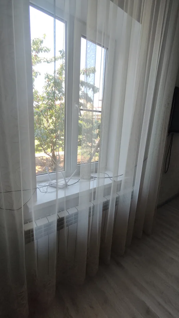 Из окон вид на сад