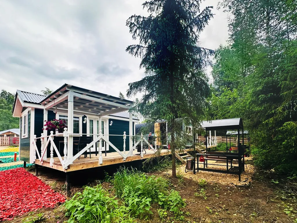 Коттедж Зелёный домик в лесу на живописной улице — аренда посуточно в Дмитров