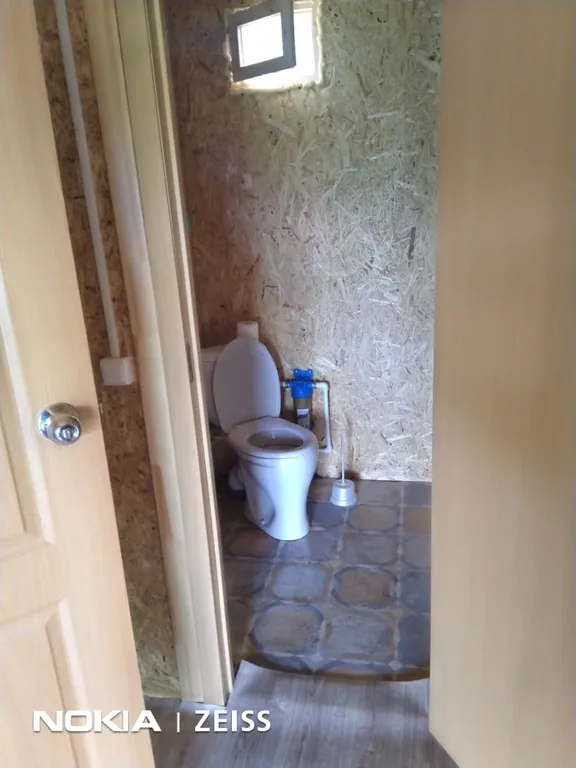 Страна Див на 2 гектарах земли, в изоляции и с озером