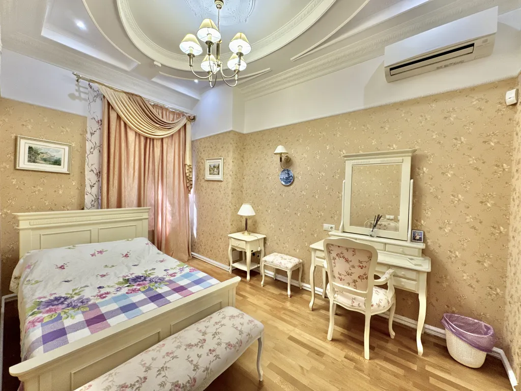 Шикарный дом в заповедной зоне в Ялте