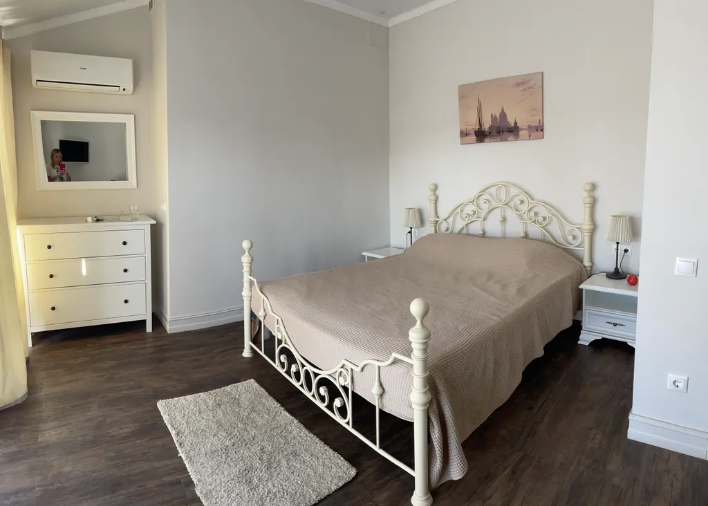 Двухуровневые апартаменты Мандарин парк