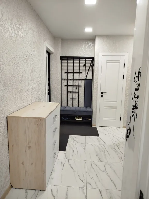 Двухкомнатная квартира с новым современным ремонтом