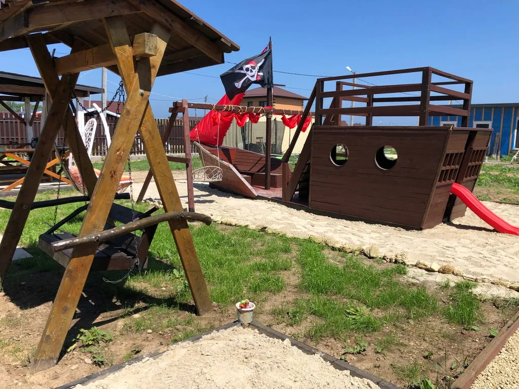 Коттедж Домик у художника — Кучугуры