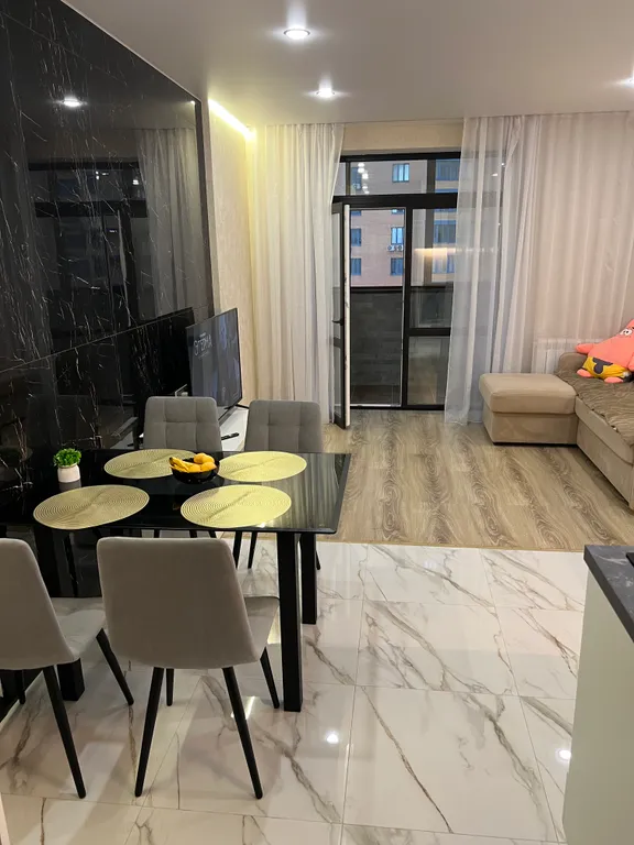 Уютная квартира с дизайнерским ремонтом рядом с метро