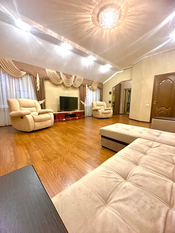 Уютный дом с видом на горы