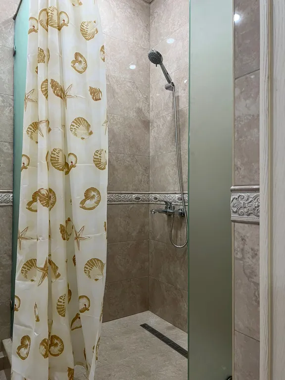 Уютная квартира в центре города, с видом на море