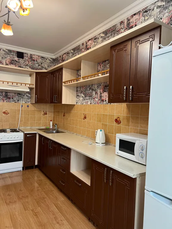 Отличная двухкомнатная квартира в элитном доме на Республики