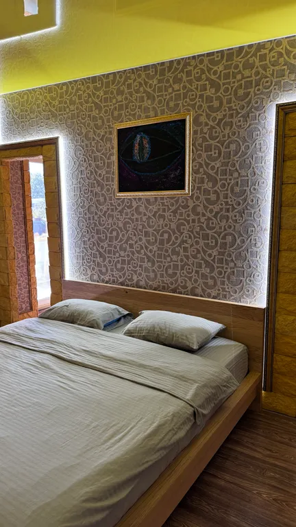 Коттедж с теплым бассейном под открытым небом. На 6 человек.