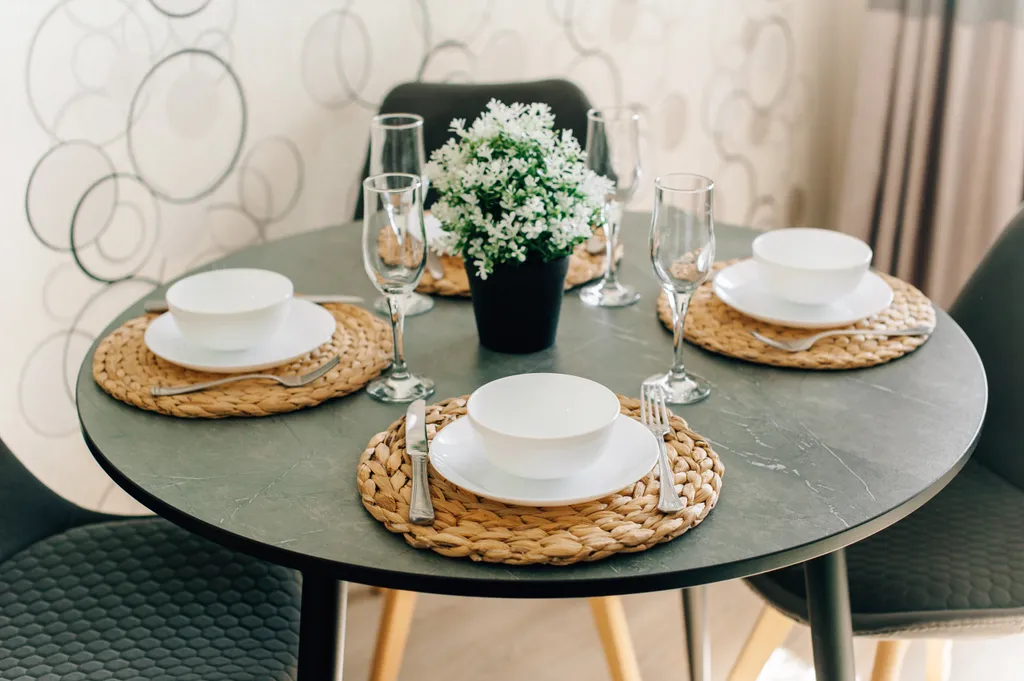 Классное Место с парковкой в центре, близко стадион Спартак и Арена