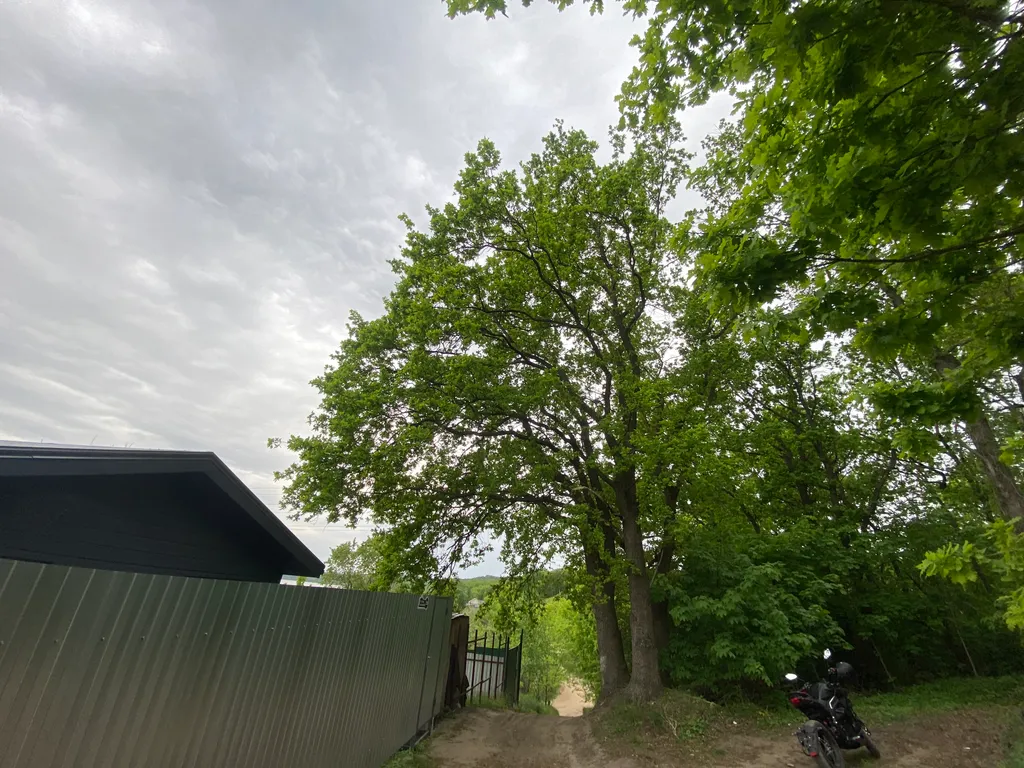 Дом на берегу водохранилища