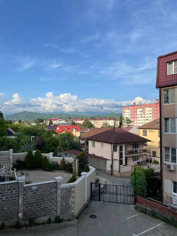 Студия с видом на горы