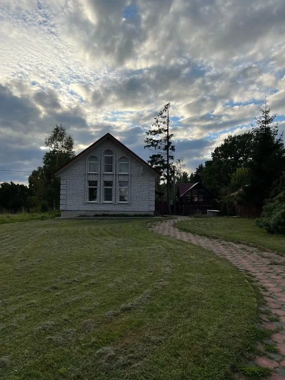 Коттедж Дом на берегу Невы — им. Морозова