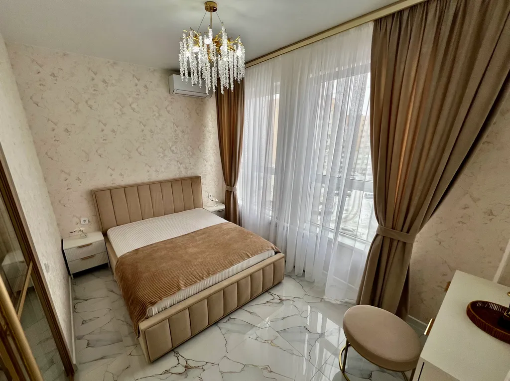 Уютная квартира в элитном доме с дизайнерским ремонтом