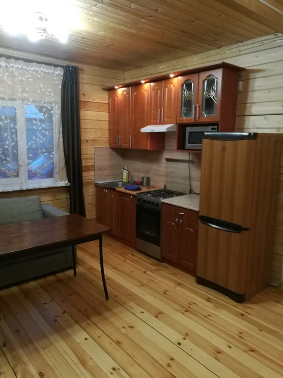 Комфортный коттедж у озера