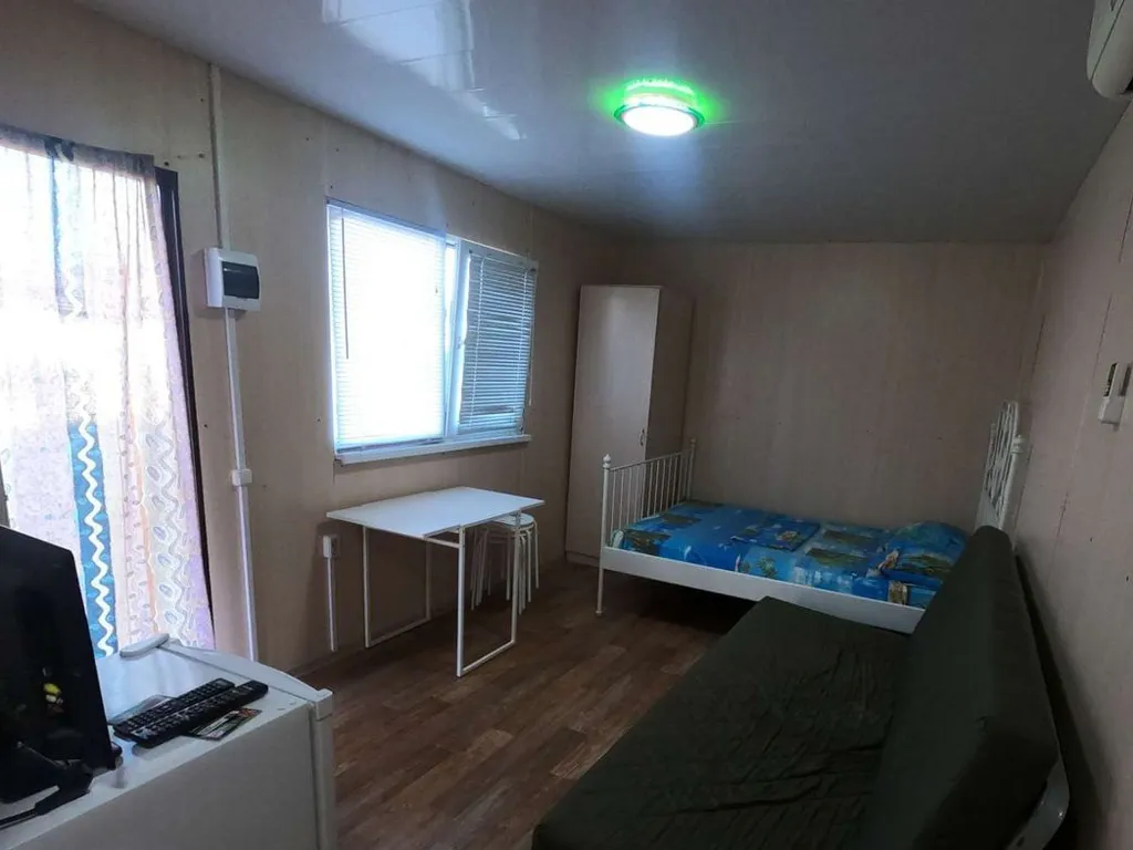 Домик с кухней