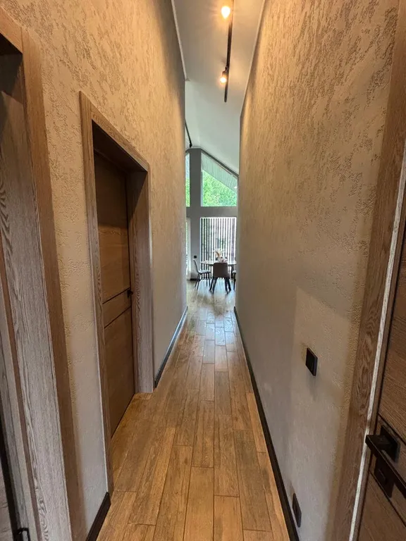 Новый, уютный дом