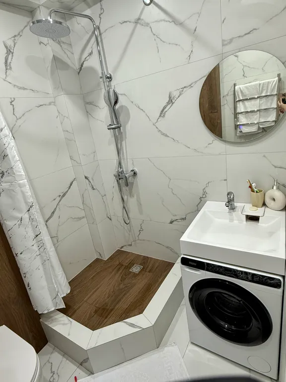 Уютный апартамент с верандой и 2 бассейнами