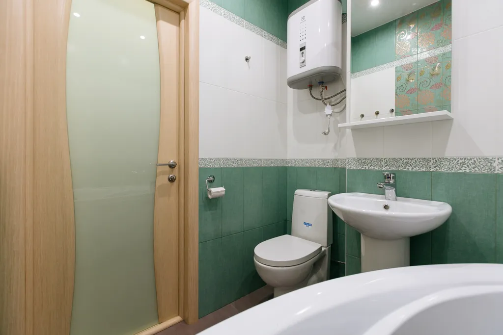 Двухкомнатная квартира-студия возле метро "Маршала Покрышкина"