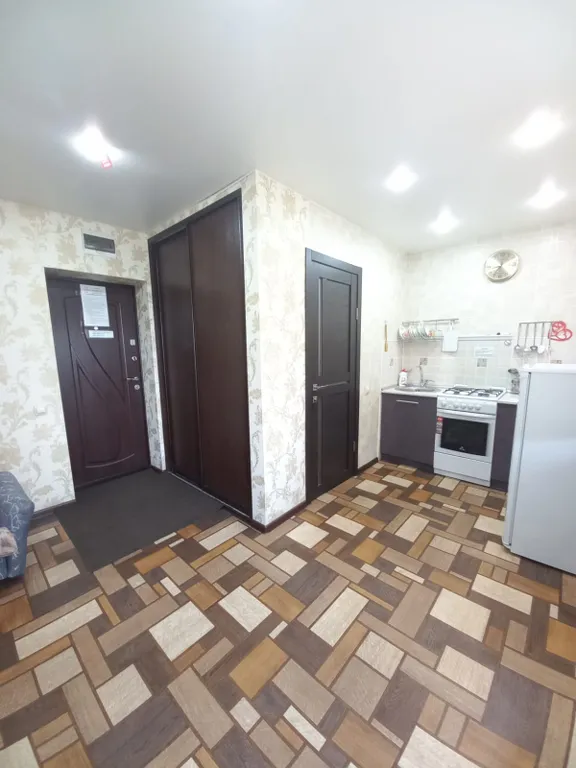 Уютные апартаменты со своей парковкой (рядом центр томографии, аэропорт)