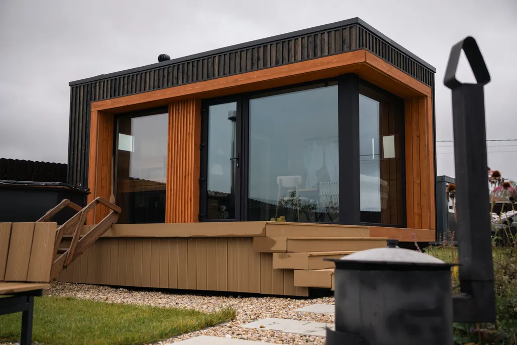 Коттедж Дом у Озера с панорамным видом, баней и чаном — Осташёво