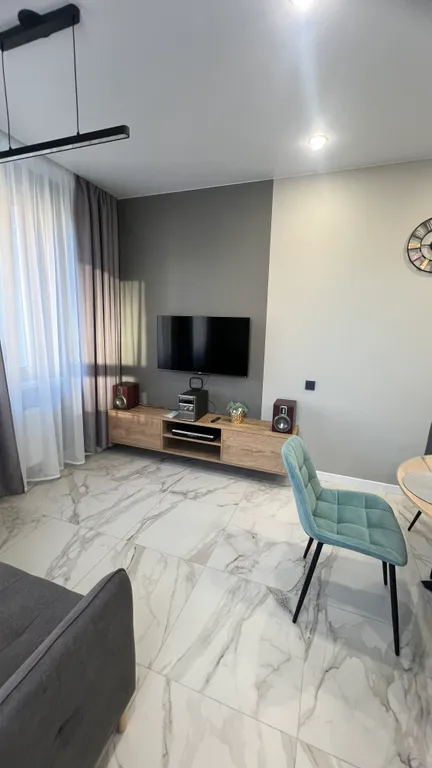 Новая уютная двухкомнатная квартира рядом с метро