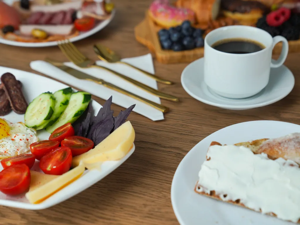 Шикарный дом с теплым бассейном и сауной