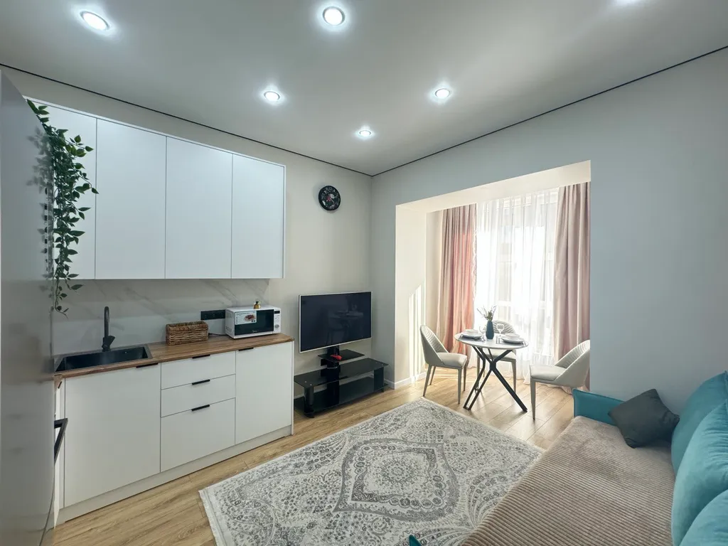 Евродвушка в ЖК Комфорт Сити с видом на горы, рядом с ТЦ MEGA