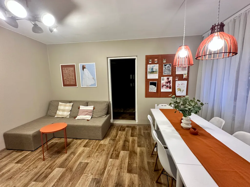 Дом с панорамным видом и кинотеатром