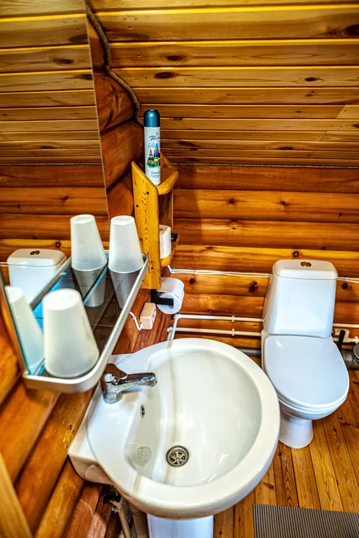 Double Delux Room с двуспальной кроватью и балконом