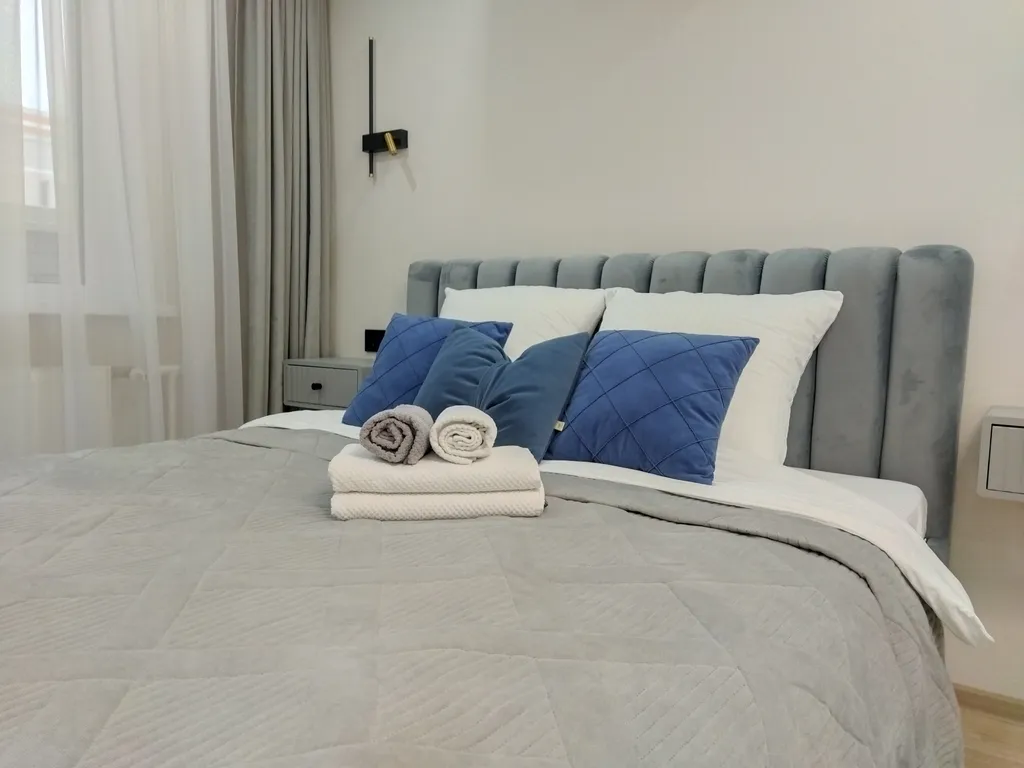 Квартира Современная квартира у авто и ЖД вокзала — Великий Новгород