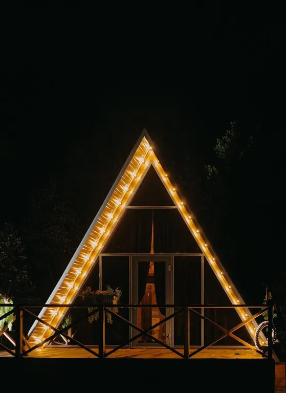 Отдых в горах в домике A-frame