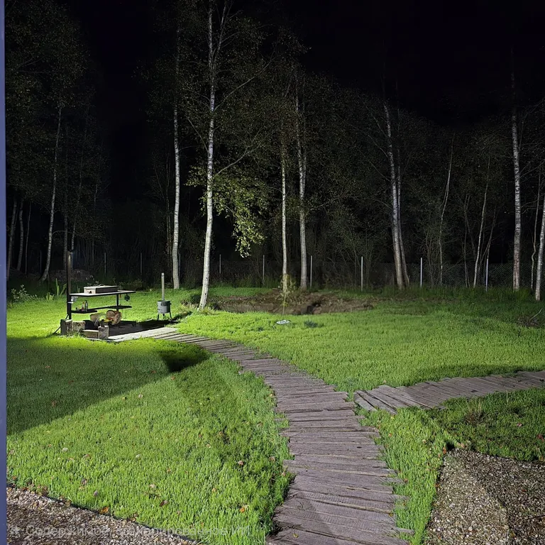 Дом в стиле барнхаус с японской купелью фурако на террасе