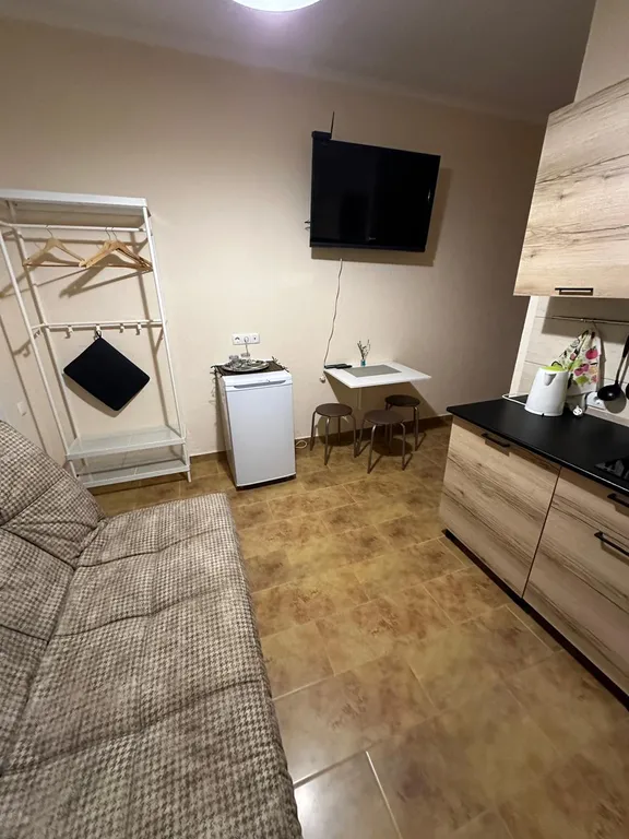 Квартира Квартира Уютный двухкомнатный номер с кухней и террасой с видом на горы — Судак