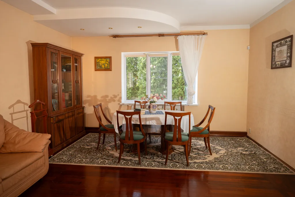 Уютный дом в горах