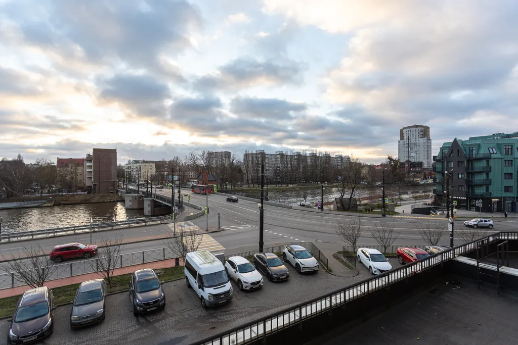 Квартира Апартаменты класс комфорт с видом на реку в центре Рыбной деревни — Калининград