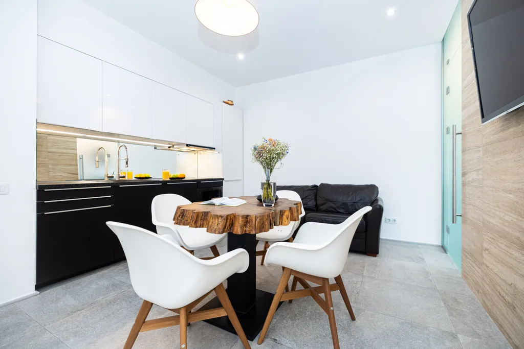 Современные дизайнерские апартаменты с потрясающим видом на горы