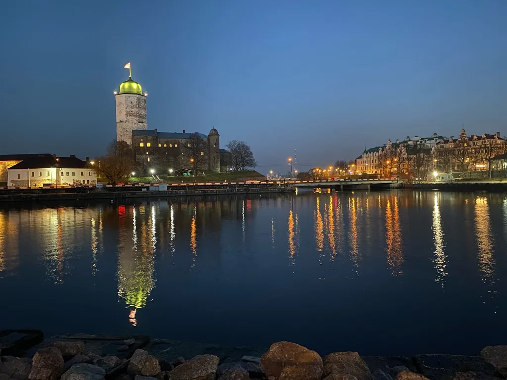 Дом с камином