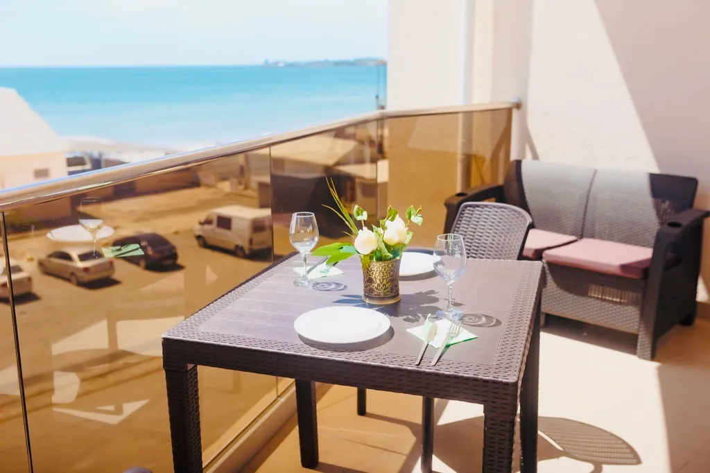 Стильные апартаменты с видом на море